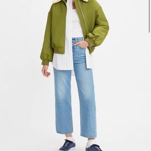 Brand New Levis Premium Ribcage Straight Ankle Jeans